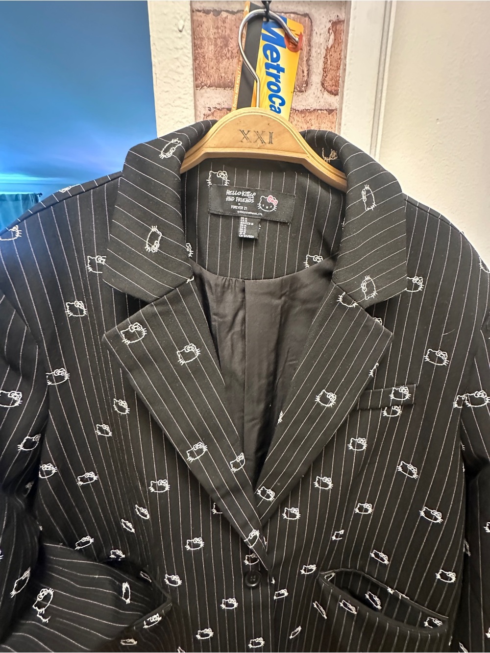 Hello Kitty Black Pinstripe Blazer with White Embroidered Motifs - Picture 3 of 4